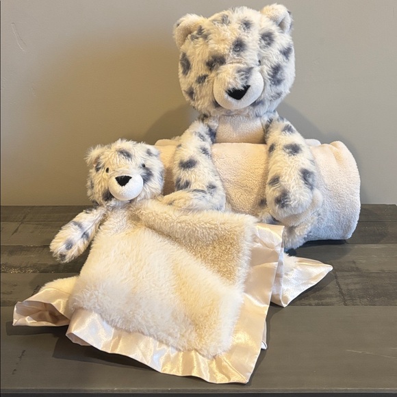 Cloud Island Leopard Print Crib and Security Blanket Set - Picture 2 of 4